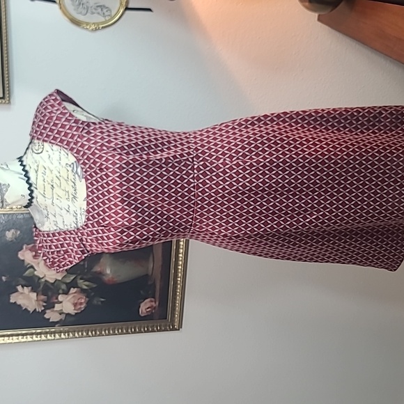 Signature by Sangria Geometric Red And Grey Knit Mini Dress - Picture 2 of 10